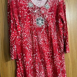 Quacker Factory Red Embellished Women's Top